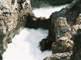 120-borgarnes-gorges_de_la_hvita.jpg
